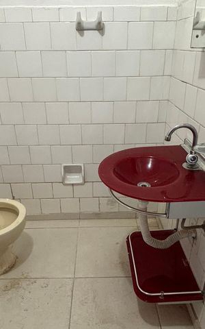 Apartamento à venda com 79m², 2 quartos e sem vaga Apartamento à venda com 79m², 2 quartos e sem vagaBanheiro