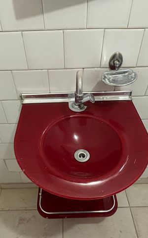 Apartamento à venda com 79m², 2 quartos e sem vaga Apartamento à venda com 79m², 2 quartos e sem vagaBanheiro