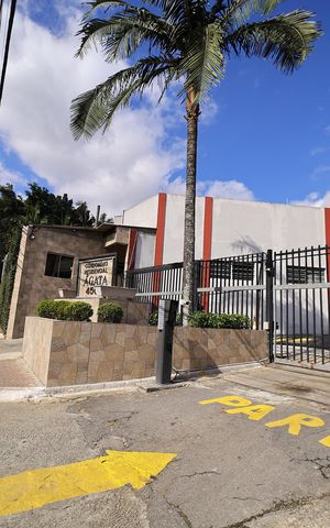 Apartamento à venda com 52m², 2 quartos e 1 vagaFachada