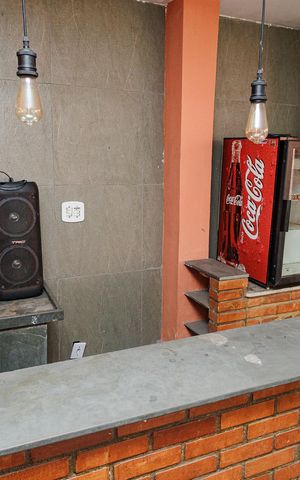 Casa à venda com 550m², 5 quartos e 5 vagas