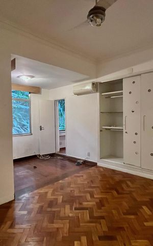 Apartamento à venda com 120m², 3 quartos e 1 vagaSuite 