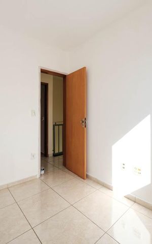 Casa de condomínio à venda com 97m², 3 quartos e 1 vagaQuarto 2