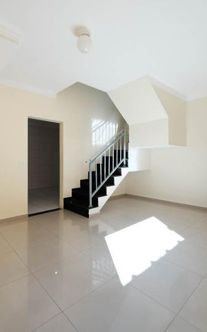 Casa de condomínio à venda com 97m², 3 quartos e 1 vagaSala