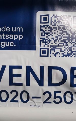 Casa de condomínio à venda com 97m², 3 quartos e 1 vagaFachada