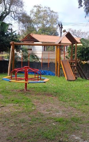 Apartamento para alugar com 45m², 2 quartos e 1 vaga Apartamento para alugar com 45m², 2 quartos e 1 vagaÁrea comum - Playground