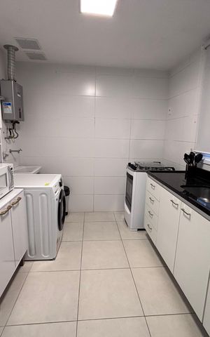 Apartamento para alugar com 96m², 3 quartos e 2 vagas Apartamento para alugar com 96m², 3 quartos e 2 vagasCozinha