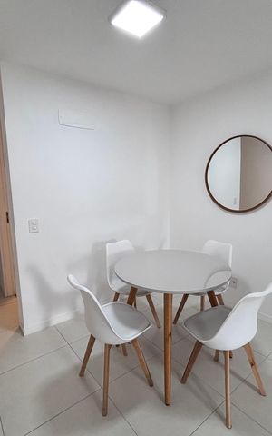 Apartamento para alugar com 96m², 3 quartos e 2 vagas Apartamento para alugar com 96m², 3 quartos e 2 vagasSala