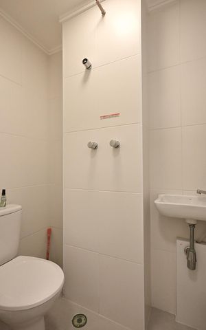Apartamento para alugar com 125m², 3 quartos e 2 vagasBanheiro de Serviço