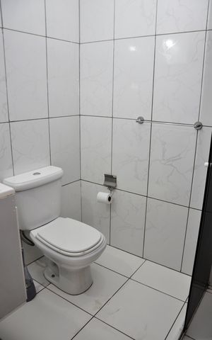 Casa para alugar com 75m², 2 quartos e 1 vaga Casa para alugar com 75m², 2 quartos e 1 vagaDetalhe - Banheiro Social