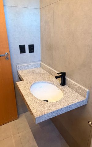 Apartamento para alugar com 70m², 2 quartos e 1 vagaBanheiro da Suíte 2