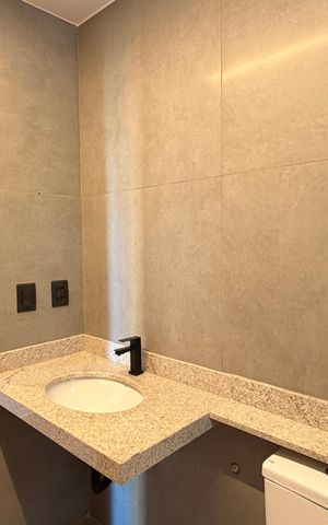 Apartamento para alugar com 70m², 2 quartos e 1 vagaBanheiro da Suíte 1