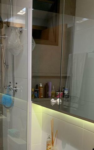 Apartamento à venda com 64m², 2 quartos e 2 vagas Apartamento à venda com 64m², 2 quartos e 2 vagasBanheiro da Suíte