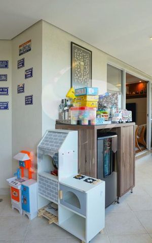 Apartamento à venda com 185m², 4 quartos e 3 vagas