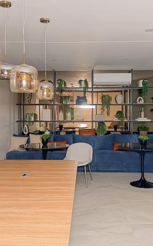 Apartamento à venda com 67m², 2 quartos e 1 vaga Apartamento à venda com 67m², 2 quartos e 1 vagaCoworking