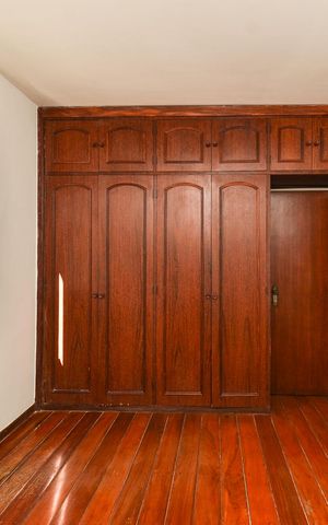 Apartamento à venda com 154m², 3 quartos e 2 vagas Apartamento à venda com 154m², 3 quartos e 2 vagasQuarto 1