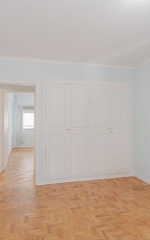 Apartamento para alugar com 141m², 3 quartos e 1 vaga Apartamento para alugar com 141m², 3 quartos e 1 vagaSuíte