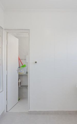 Apartamento para alugar com 141m², 3 quartos e 1 vaga Apartamento para alugar com 141m², 3 quartos e 1 vagaÁrea de Serviço