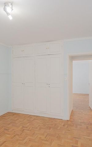 Apartamento para alugar com 141m², 3 quartos e 1 vaga Apartamento para alugar com 141m², 3 quartos e 1 vagaQuarto 2