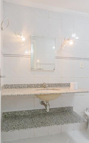 Apartamento para alugar com 141m², 3 quartos e 1 vaga Apartamento para alugar com 141m², 3 quartos e 1 vagaBanheiro
