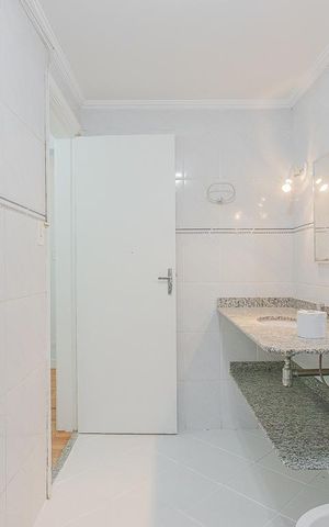 Apartamento para alugar com 141m², 3 quartos e 1 vaga Apartamento para alugar com 141m², 3 quartos e 1 vagaBanheiro