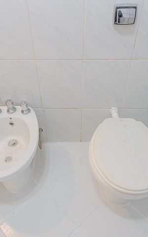 Apartamento para alugar com 141m², 3 quartos e 1 vaga Apartamento para alugar com 141m², 3 quartos e 1 vagaBanheiro