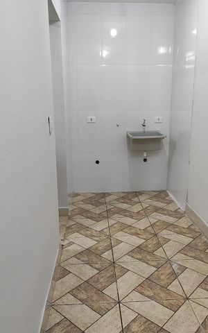Casa de condomínio à venda com 160m², 2 quartos e 2 vagas Casa de condomínio à venda com 160m², 2 quartos e 2 vagasÁrea de serviço