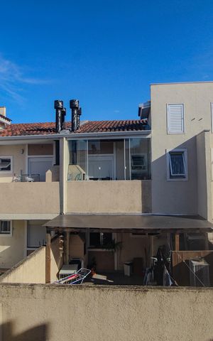 Casa de condomínio para alugar com 51m², 2 quartos e 1 vaga Casa de condomínio para alugar com 51m², 2 quartos e 1 vagaVista da Cozinha/Área de serviço