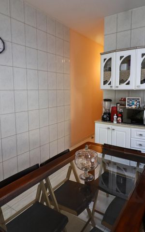 Casa à venda com 260m², 5 quartos e 1 vagaSala/Cozinha