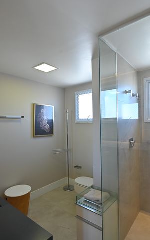 Apartamento à venda com 270m², 3 quartos e 4 vagasBanheiro da Suíte 1