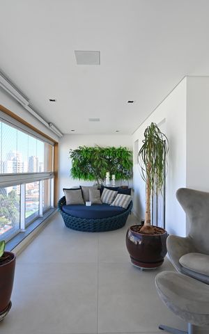 Apartamento à venda com 270m², 3 quartos e 4 vagasVaranda