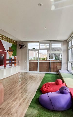 Apartamento à venda com 270m², 3 quartos e 4 vagas Apartamento à venda com 270m², 3 quartos e 4 vagasBrinquedoteca