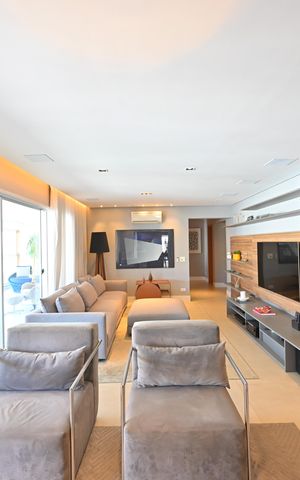 Apartamento à venda com 270m², 3 quartos e 4 vagasSala