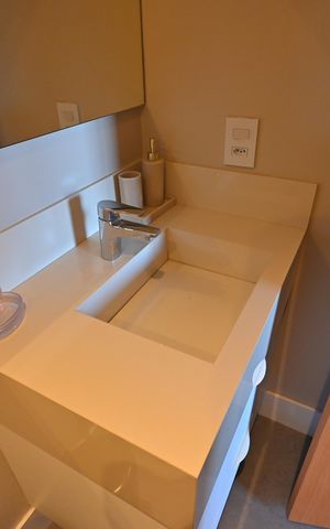 Apartamento à venda com 270m², 3 quartos e 4 vagasBanheiro da Suíte 2