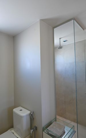 Apartamento à venda com 270m², 3 quartos e 4 vagasBanheiro da Suíte 1
