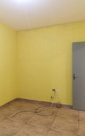 Casa para alugar com 35m², 1 quarto e sem vaga Casa para alugar com 35m², 1 quarto e sem vagaQuarto