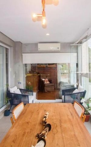 Apartamento à venda com 138m², 3 quartos e 2 vagas