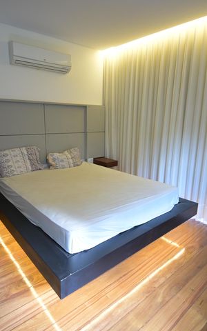 Casa de condomínio à venda com 1600m², 5 quartos e 4 vagas