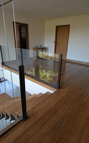 Casa de condomínio à venda com 1600m², 5 quartos e 4 vagas