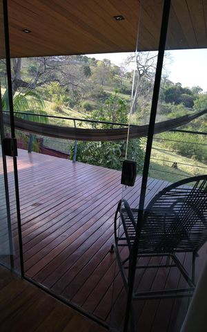Casa de condomínio à venda com 1600m², 5 quartos e 4 vagas