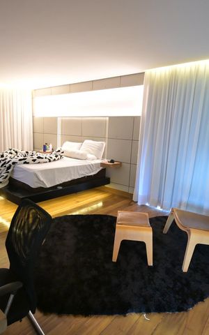 Casa de condomínio à venda com 1600m², 5 quartos e 4 vagas