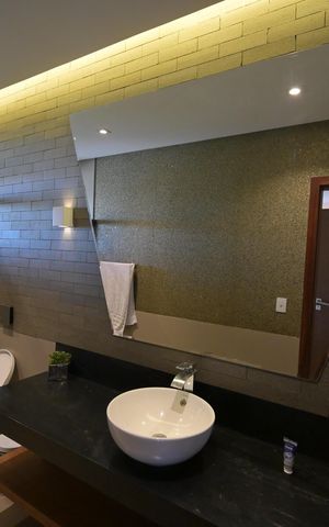 Casa de condomínio à venda com 1600m², 5 quartos e 4 vagas