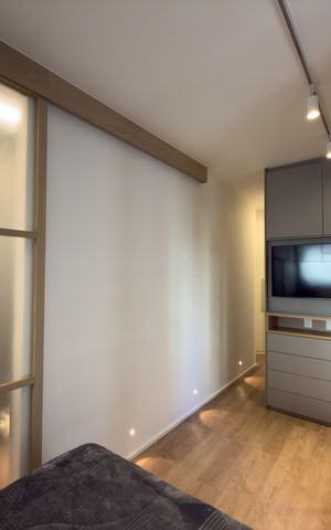 Apartamento à venda com 84m², 1 quarto e 2 vagas Apartamento à venda com 84m², 1 quarto e 2 vagasSuíte