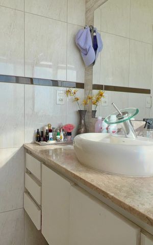 Apartamento para alugar com 163m², 3 quartos e 2 vagas Apartamento para alugar com 163m², 3 quartos e 2 vagasBanheiro
