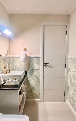 Apartamento à venda com 180m², 4 quartos e 1 vaga Apartamento à venda com 180m², 4 quartos e 1 vagaBanheiro social