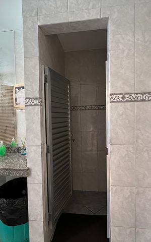 Apartamento à venda com 180m², 4 quartos e 1 vaga Apartamento à venda com 180m², 4 quartos e 1 vagaBanheiro