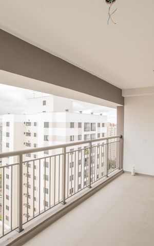Apartamento à venda com 94m², 2 quartos e 1 vaga Apartamento à venda com 94m², 2 quartos e 1 vagaVaranda