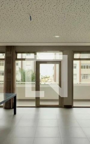 Apartamento para alugar com 27m², 1 quarto e sem vaga