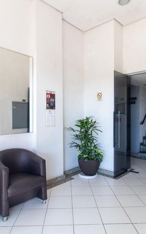 Apartamento à venda com 56m², 2 quartos e 1 vaga Apartamento à venda com 56m², 2 quartos e 1 vagaHall