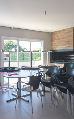 Apartamento à venda com 56m², 2 quartos e 1 vaga Apartamento à venda com 56m², 2 quartos e 1 vagaÁrea comum - Salão de festas