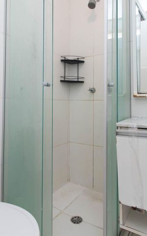 Apartamento à venda com 56m², 2 quartos e 1 vaga Apartamento à venda com 56m², 2 quartos e 1 vagaBanheiro